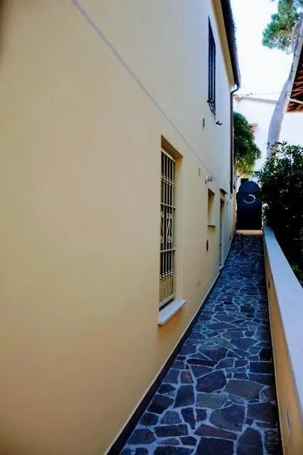 Casa de Férias La Casetta Di Telemaco Castiglioncello Itália